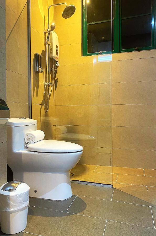 Amadel Residence 爱媄德民宿 16 Melaka Zewnętrze zdjęcie